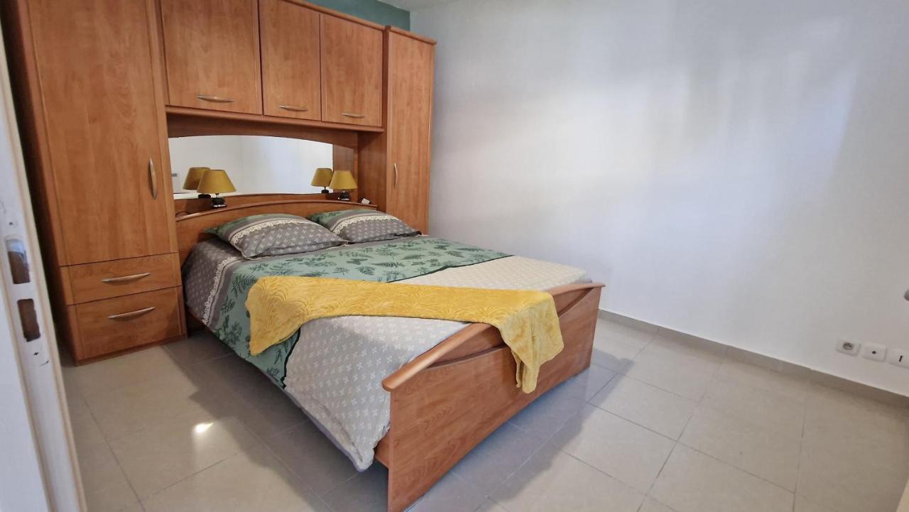 Apartment T2 Rez De Le Port Miou